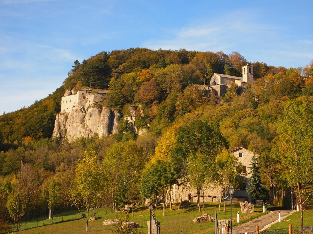Agriturismo Vezzano Chiusi della Verna Eksteriør billede